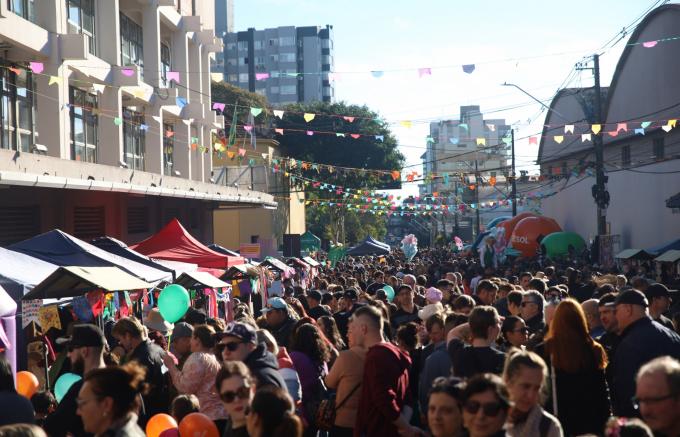 Cinco mil pessoas prestigiam 3ª Festa Julina Solidária da Cooperativa Vinícola Aurora