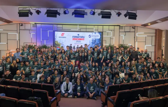 Simplás forma mais 130 jovens com o Educamais e aproxima estudantes do mercado de trabalho