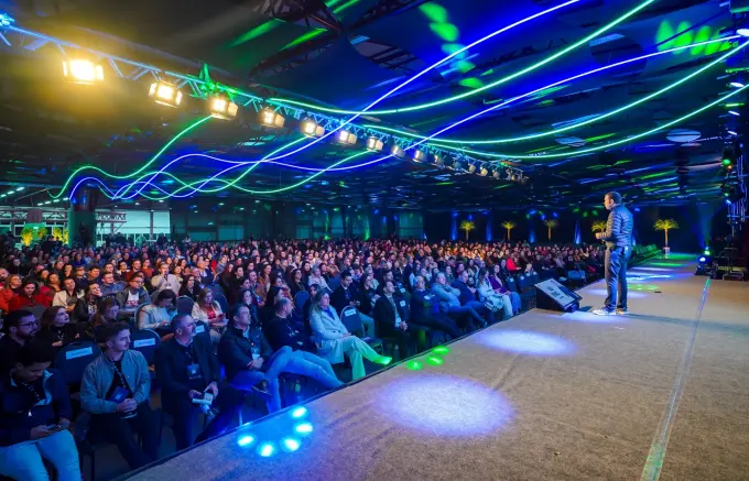 4ª Convenção CDL Caxias amplia geração de negócios com rodada, feira e Arena Conecta