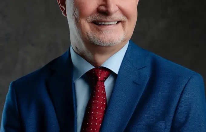 Simplás celebra 37 anos com reunião-jantar e palestra com ex- CEO da John Deere e FIERGS 