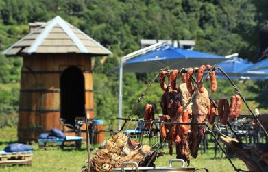 Almoço com vista para os parreirais, música e descontração, Jolimont promove primeira Festa da Vindima neste sábado (1º)