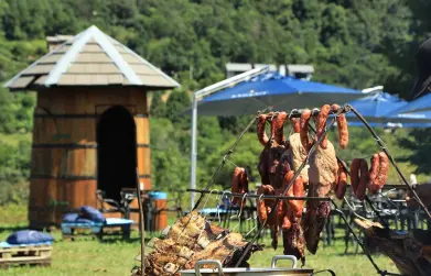 Almoço com vista para os parreirais, música e descontração, Jolimont promove primeira Festa da Vindima neste sábado (1º)